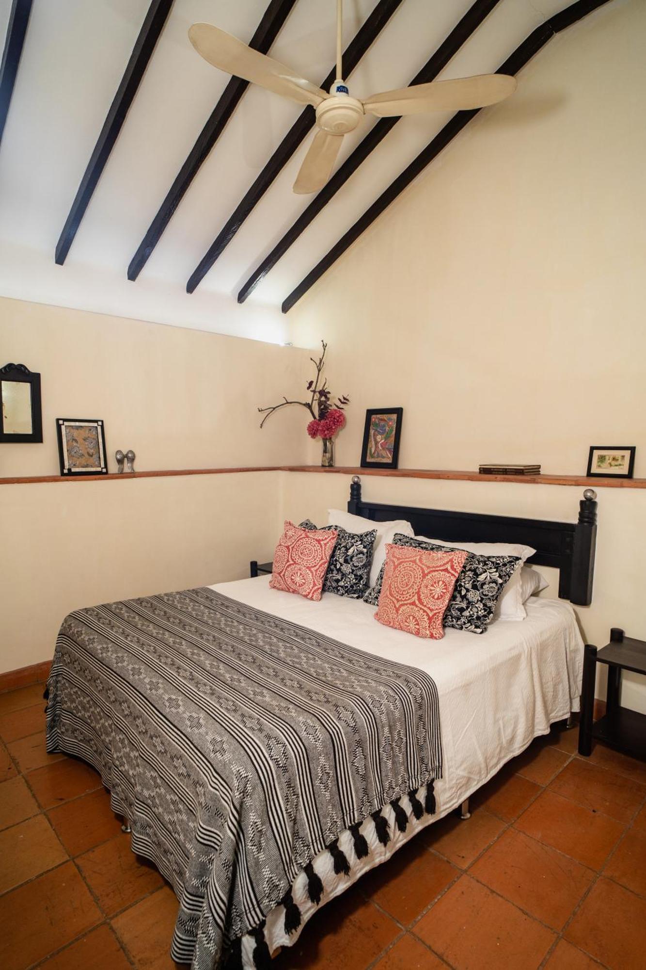 Hotel Boutique Al Alma Santa Fe de Antioquia Exterior photo